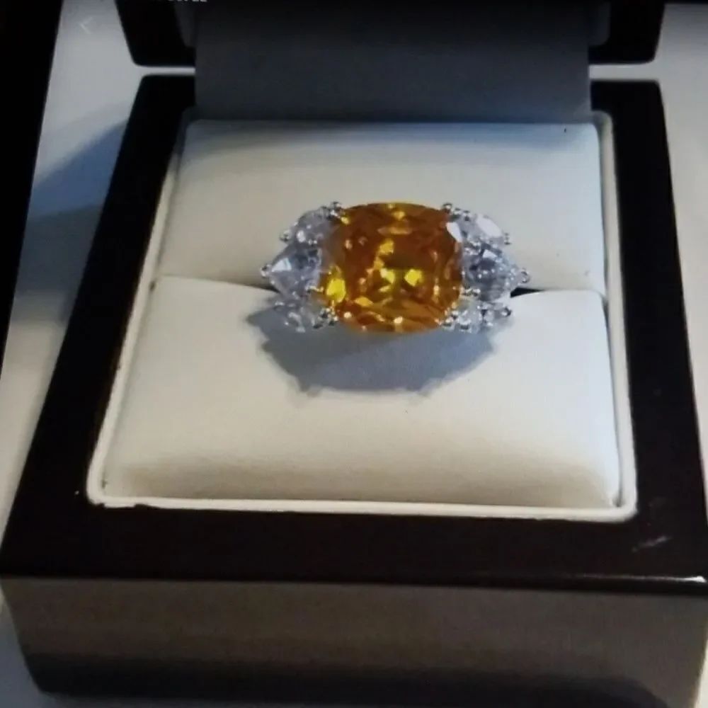 9 Ct. Royal Canary & White Sim Diamond Ring Sz 8